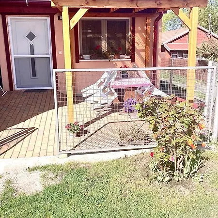 Holiday home Sara Vendeghaz Buzsak *