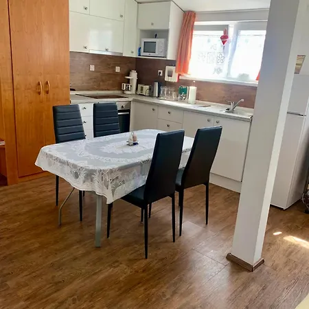 Prázdninový dům Sara Vendeghaz Buzsak *